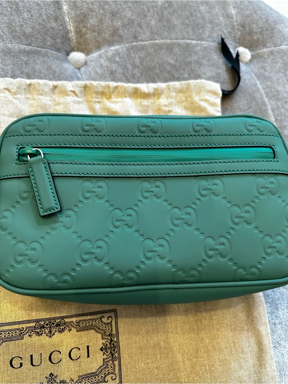 Gucci GG Embossed Belt Bag💚